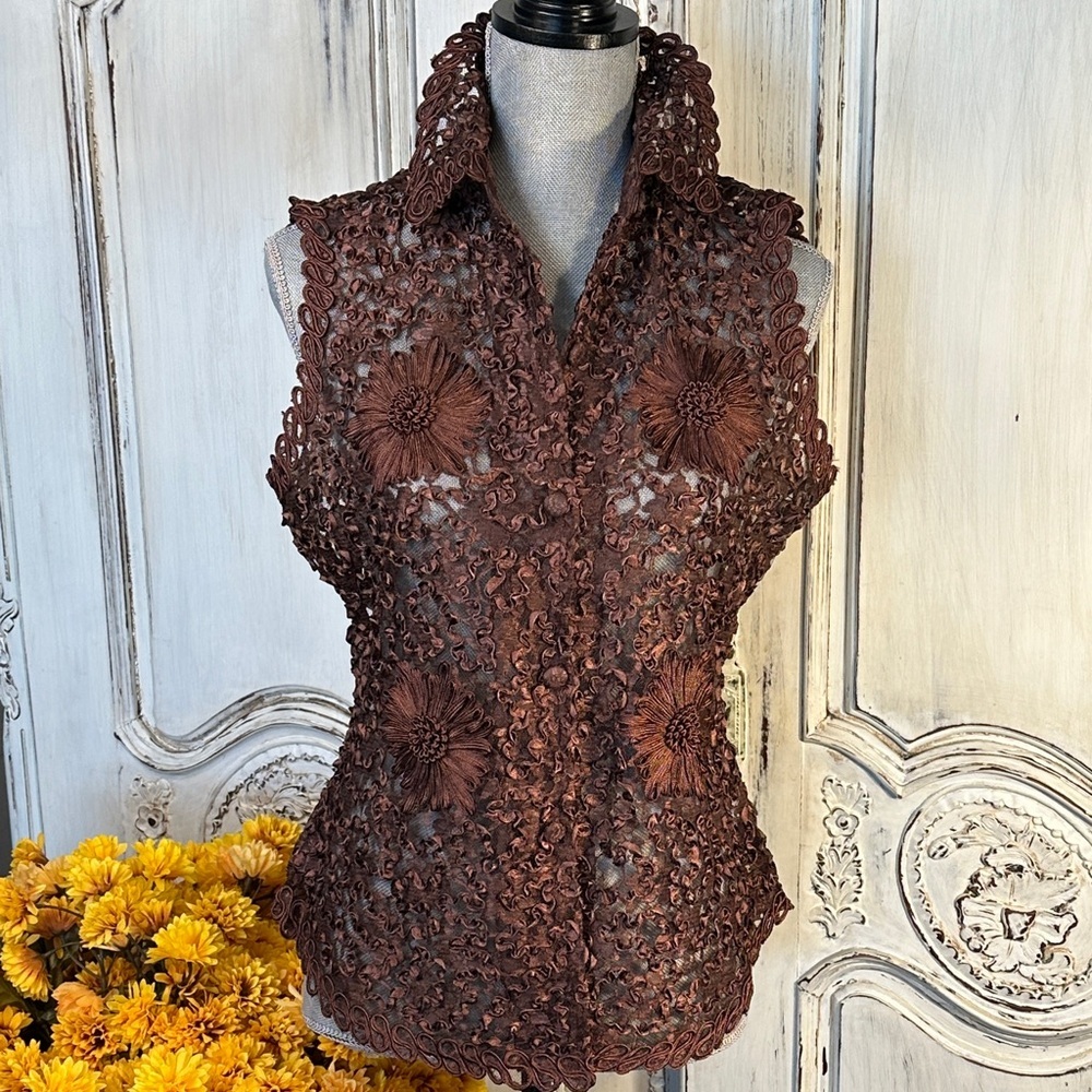 MK SOLO Vintage Elegant Brown 3D Lace Sleeveless Collar Button Down